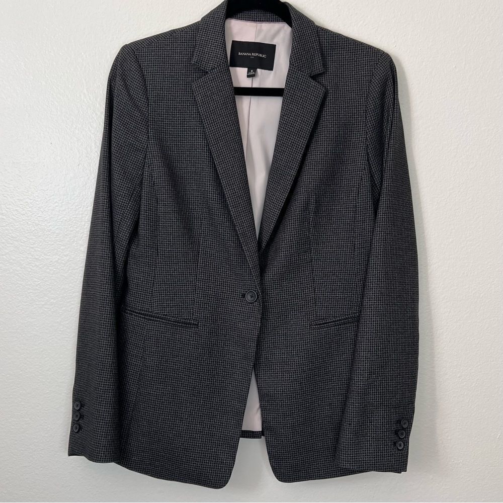 Banana Republic Factory Blazer Size 6 Gray Fully Lined 1 Button Closure Vented